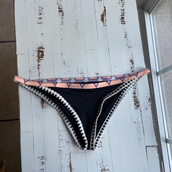 Victoria secret tribal Aztec boho tube bandeau top and bottom set B1 - Picture 10 of 12